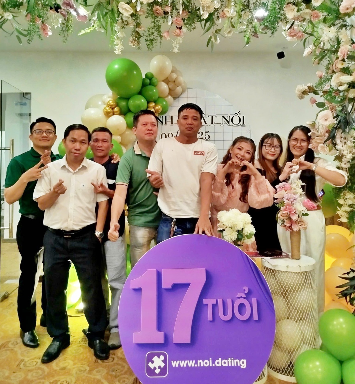 SN_NOI_17_TUOI16.jpg